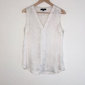 Banana Republic Sleeveless Cream Blouse Medium
